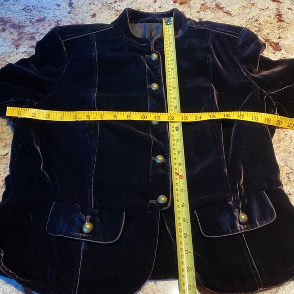 STUNNING VELVET DARK BROWN BLAZER BY PASSPORT . - Picture 12 of 15